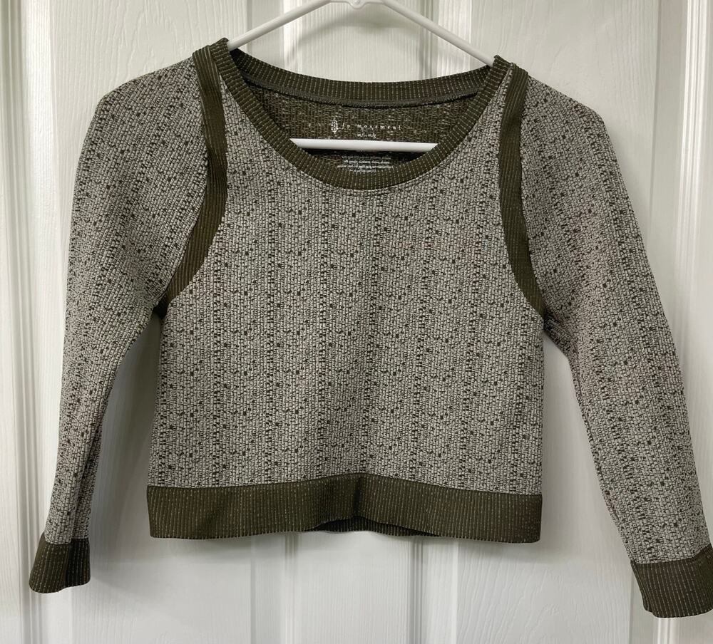 Free People We The Free medium large Give it all scoop crop top olive green